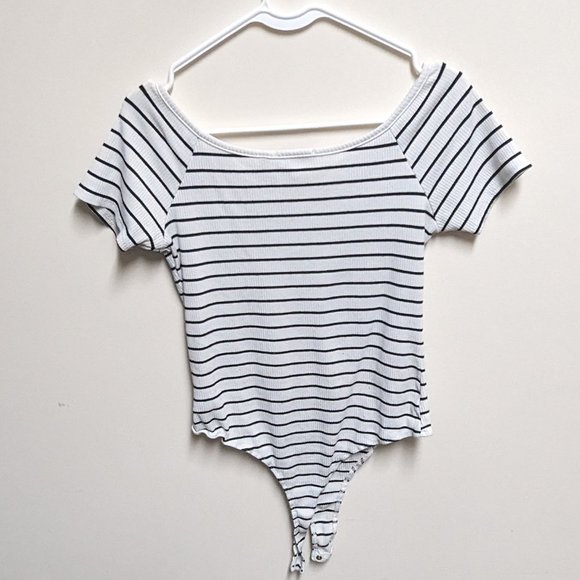 Red by BKE Striped Faux Henley Bodysuit - Picture 4 of 8